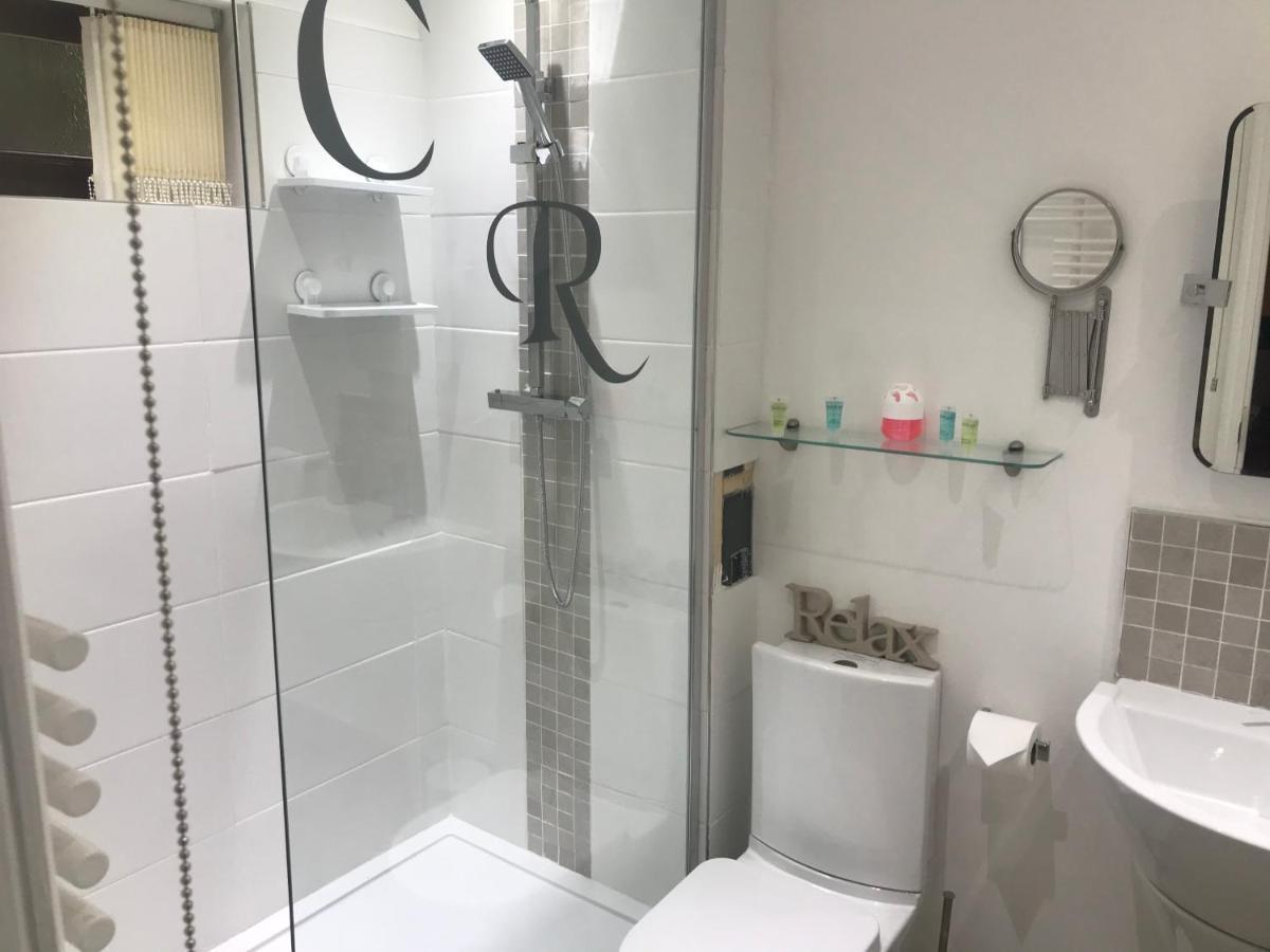 Hotel Hot Tub Hide Away near Alton Towers staffordshire Cheddleton Zewnętrze zdjęcie